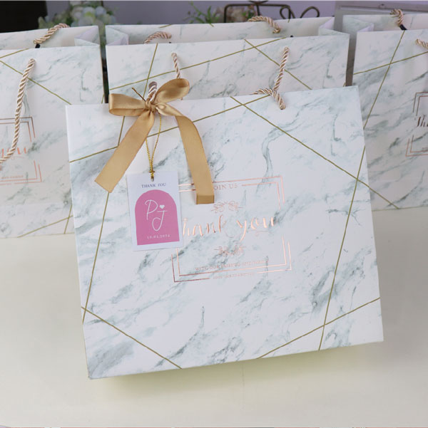 ถุงของรับไหว้หรู พร้อมป้ายชื่อ - หินอ่อน