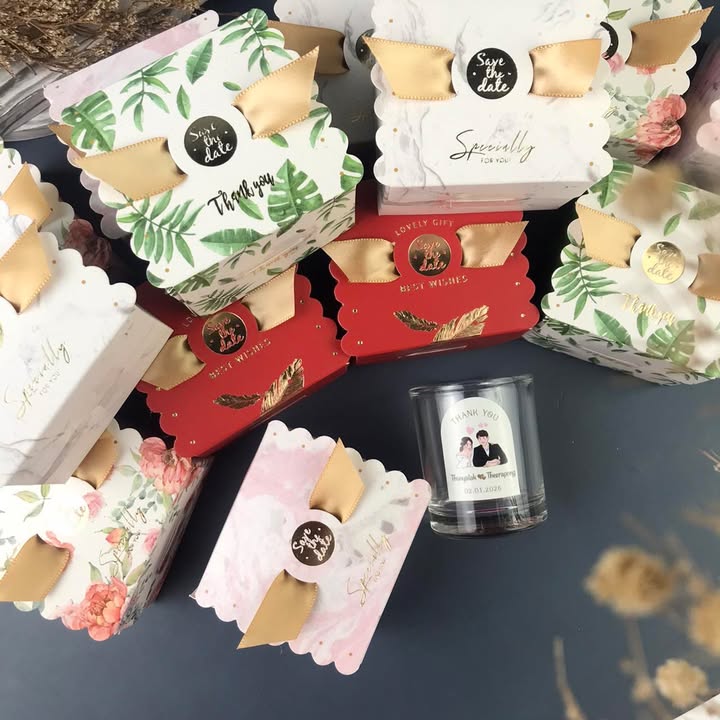 กล่องคาดริบบิ้นใส่แก้วเป๊กช็อต - คละสี